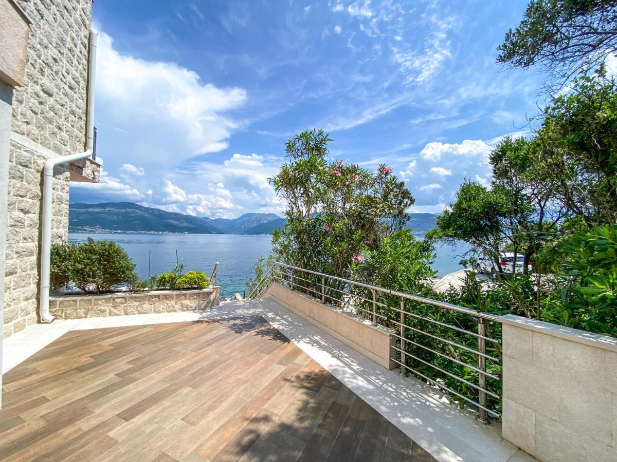 Leut Apartments Τίβατ Εξωτερικό φωτογραφία