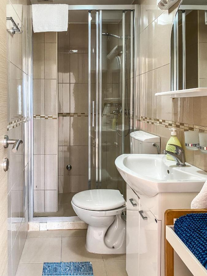 Leut Apartments Τίβατ Εξωτερικό φωτογραφία